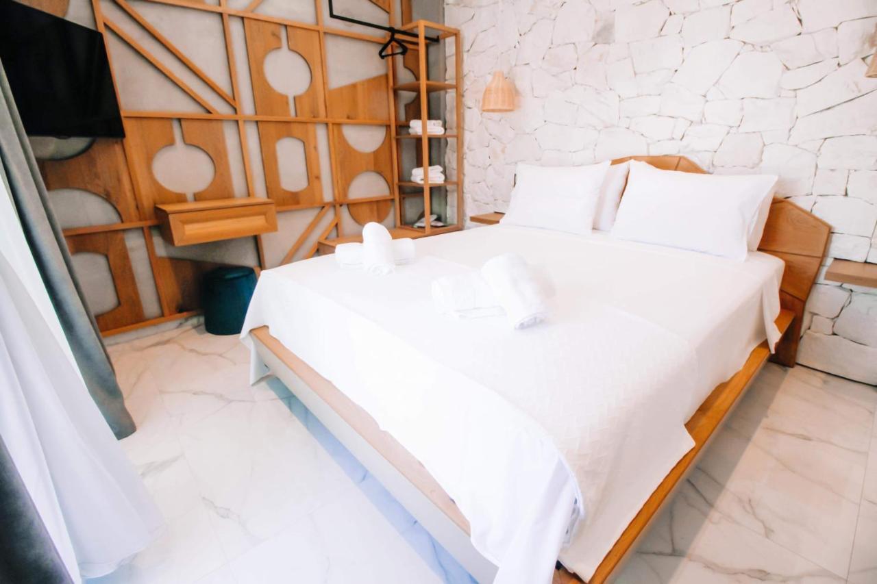 Kardias Luxury * Nea Iraklitsa